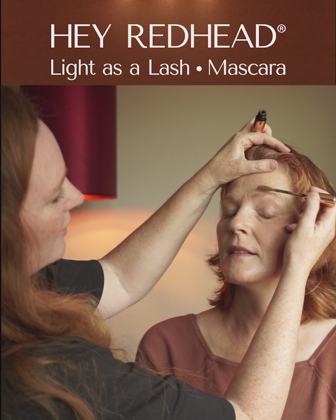 Load video: Tutorial and introduction to Gingerlicious from Light as a Lash Mascara from HEY REDHEAD@. HEY REDHEAD@ has European Trademark. 