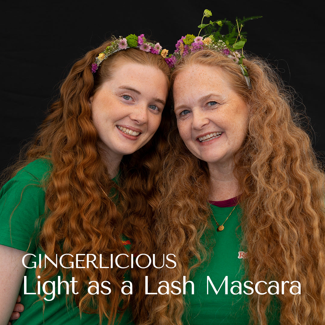 Mother and daugther wearing HEY REDHEAD Mascara. Light as a Lash Mascara. Photographed by Mark Sørensen and Founder Eva Reng-Andersen in Tilburg at Redhead Days Festival